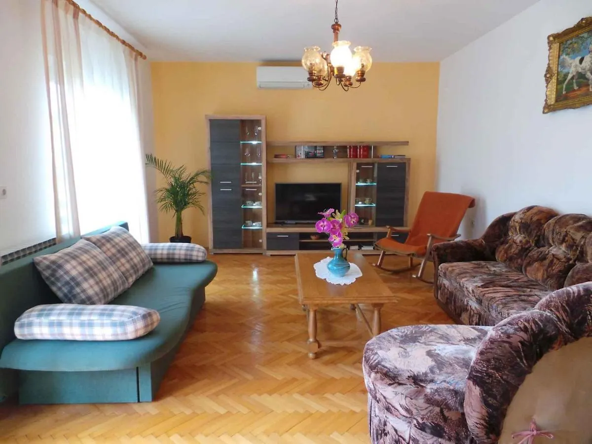 Apartment Lovran 15546 Opric
