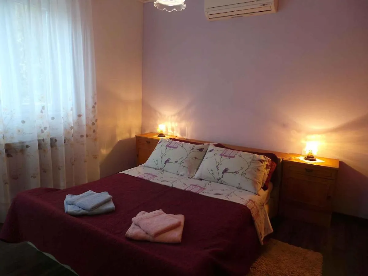 Apartment Lovran 15546 Opric